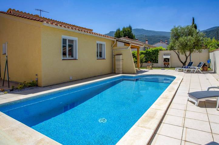 Location de vacances pour 4 personnes, avec jardin à Laroque-des-Albères - 2