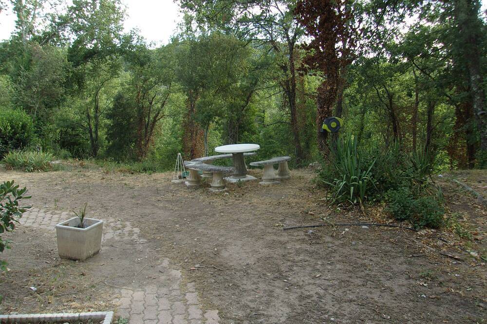 Apartamento entero, Estudio independiente para 2/3 personas en Bagnols en Forêt in Bagnols-en-Forêt, Region de Draguignan