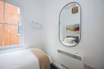 Apartment for 5 People in Bedford, Bedfordshire, Photo 3