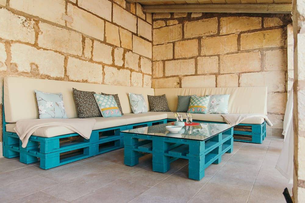 Casa de pueblo en el centro de Mallorca ideal para familias y ciclistas in Sineu, Interior de Mallorca