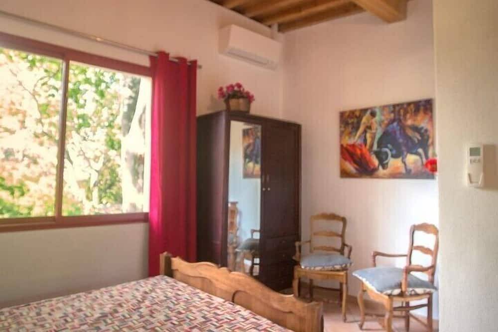 Herzogtum Uzès Villa Celina mit privatem Swimmingpool und Klimaanlage in Uzès, Nimes und Umgebung