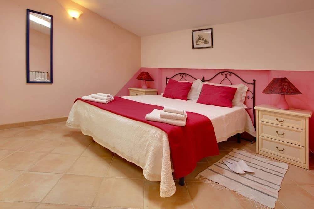 White Pearl Holiday House, Private Pool, Free Wi-Fi, all the conforts in Castelluzzo, San Vito Lo Capo