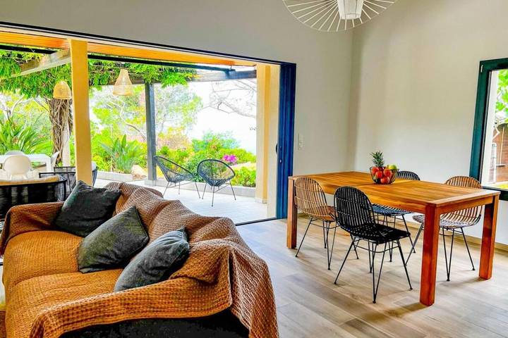 Location de vacances pour 7 personnes, avec terrasse et jardin dans Plage du Ruppione - 3