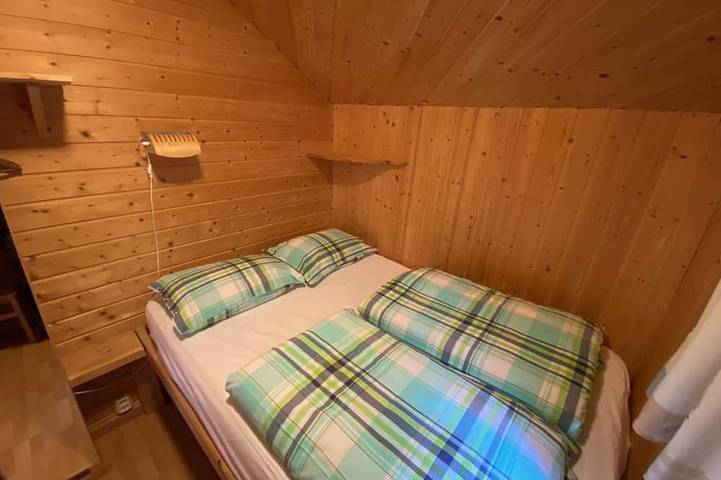 Big Cabin sleeps 2-9 people, open fire place, view of the Sognefjord in Sognefjord