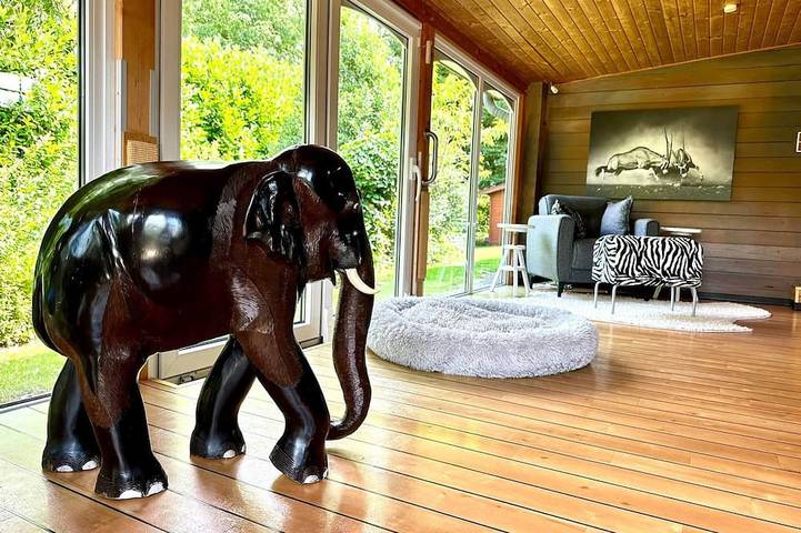 Ferienhaus für 10 Personen, mit Garten und Whirlpool sowie Sauna
