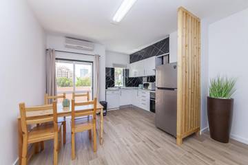 Vakantieappartement voor 3 Personen in Praia da Rocha, Portimão, Afbeelding 1