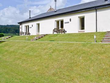 Log Cabin for 2 People in Loch Lomond, Argyll & Bute, Photo 1