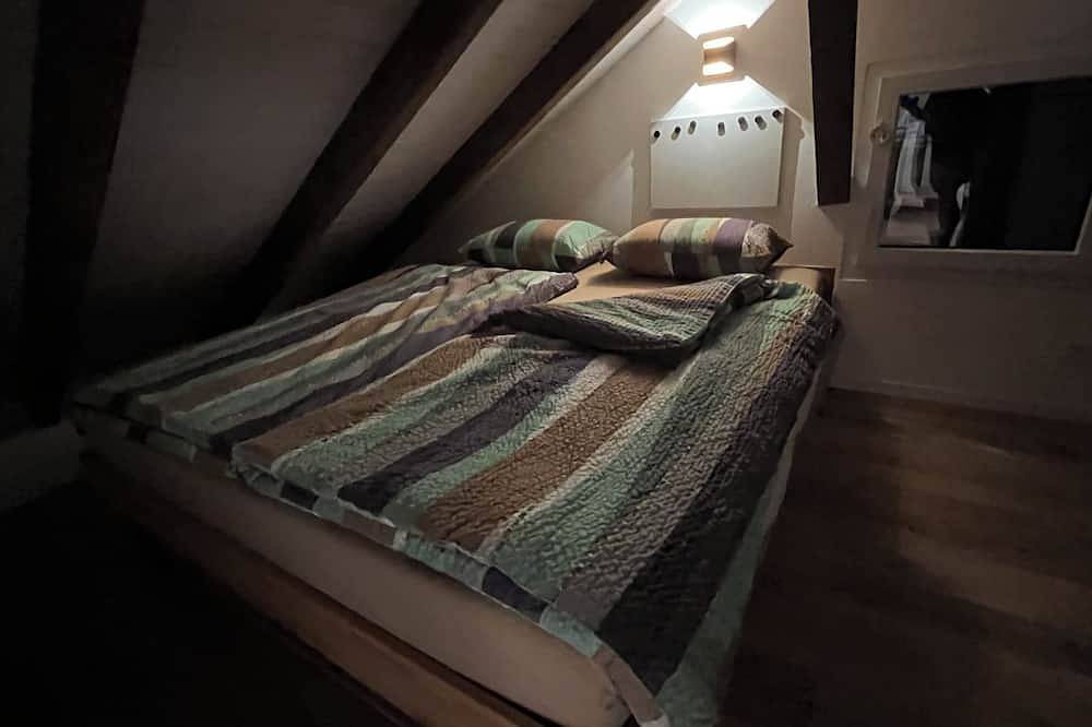 Comfortable chalet in the heart of the Bernese Jura in Malleray, Valbirse