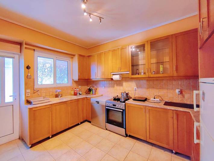Maison d’hôte pour 5 personnes, avec Terrasse ainsi que Jacuzzi et Jardin