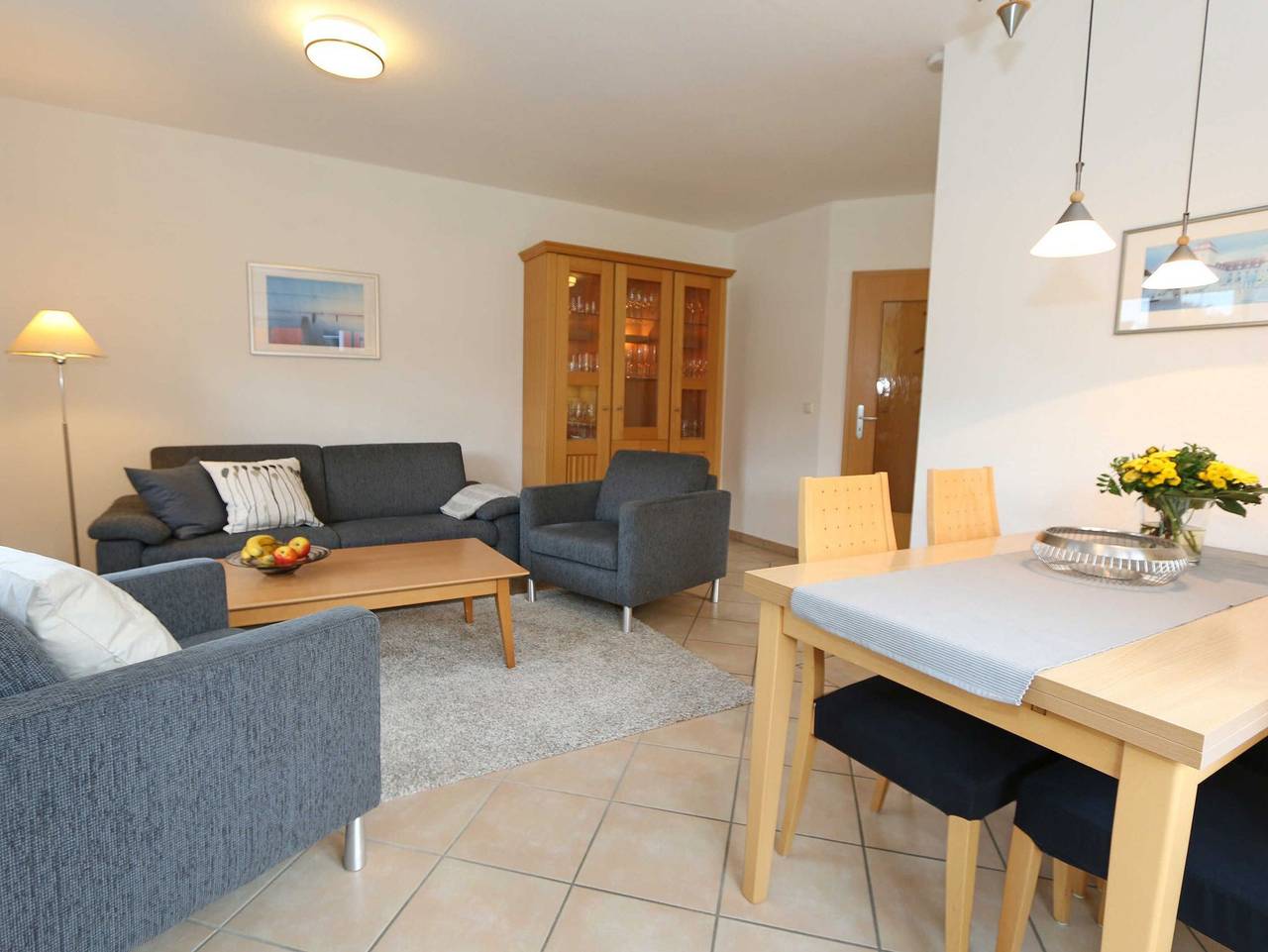 Ganze Ferienwohnung, Csp: Dünenhaus Göhren Ferienwohnungen in ruhiger Lage - Dünenhaus Göhren Whg. 04 mit 2 Balkone Süd/West in Göhren, Rügen