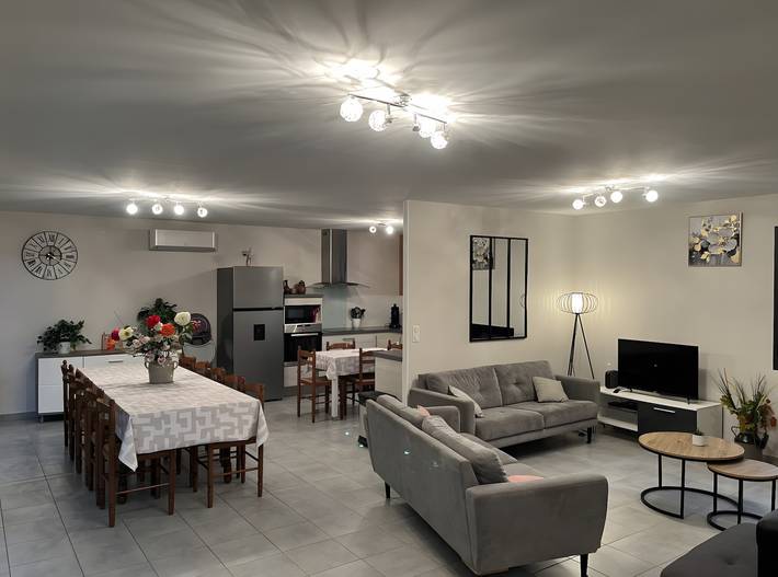 Location de vacances pour 14 personnes, avec jardin, adapté aux familles dans Parc Naturel Régional des Causses du Quercy - 4