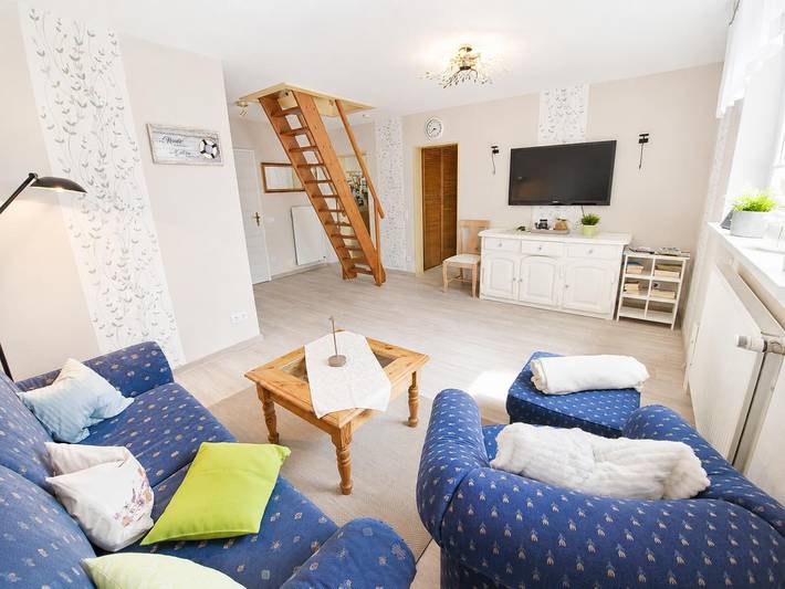 Ferienwohnung für 4 Personen, mit Balkon in Neuharlingersiel - 2