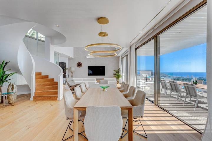 Villa für 8 Personen, mit Pool und Ausblick sowie Garten in Adeje - 4