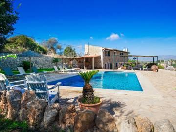 Finca für 7 Personen, mit Garten und Ausblick sowie Pool, kinderfreundlich in Sencelles