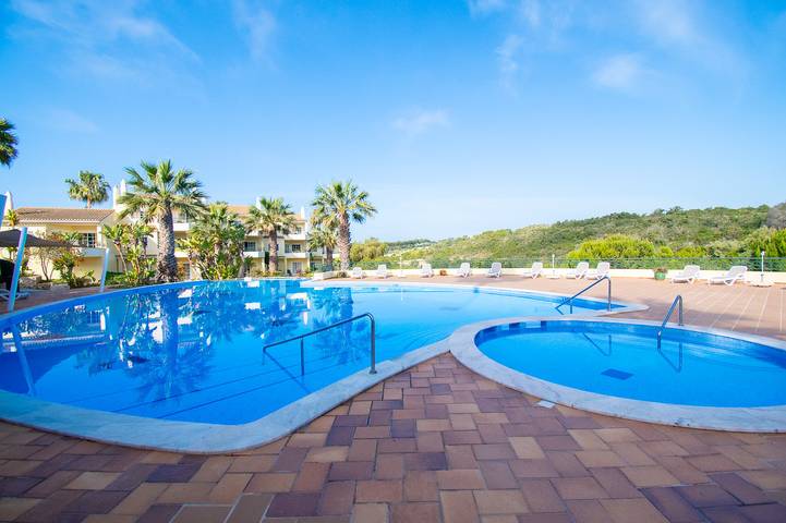 Ferienhaus für 4 Personen, mit Pool