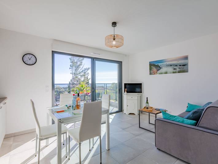 Gîte pour 3 personnes, avec Terrasse et Jardin dans Saint-Aygulf - 2