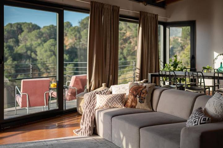 Location de vacances pour 10 personnes, avec vue ainsi que piscine et jardin, animaux acceptés à Alella - 4