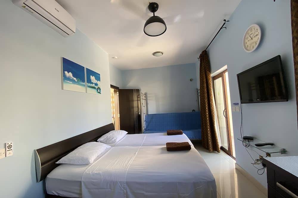 Entire apartment, Studio in a House with character in Tas-Sliema, Malta Island