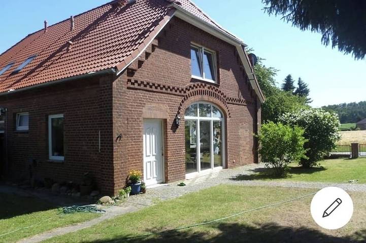 Ferienhaus für 6 Personen, mit Terrasse und Garten