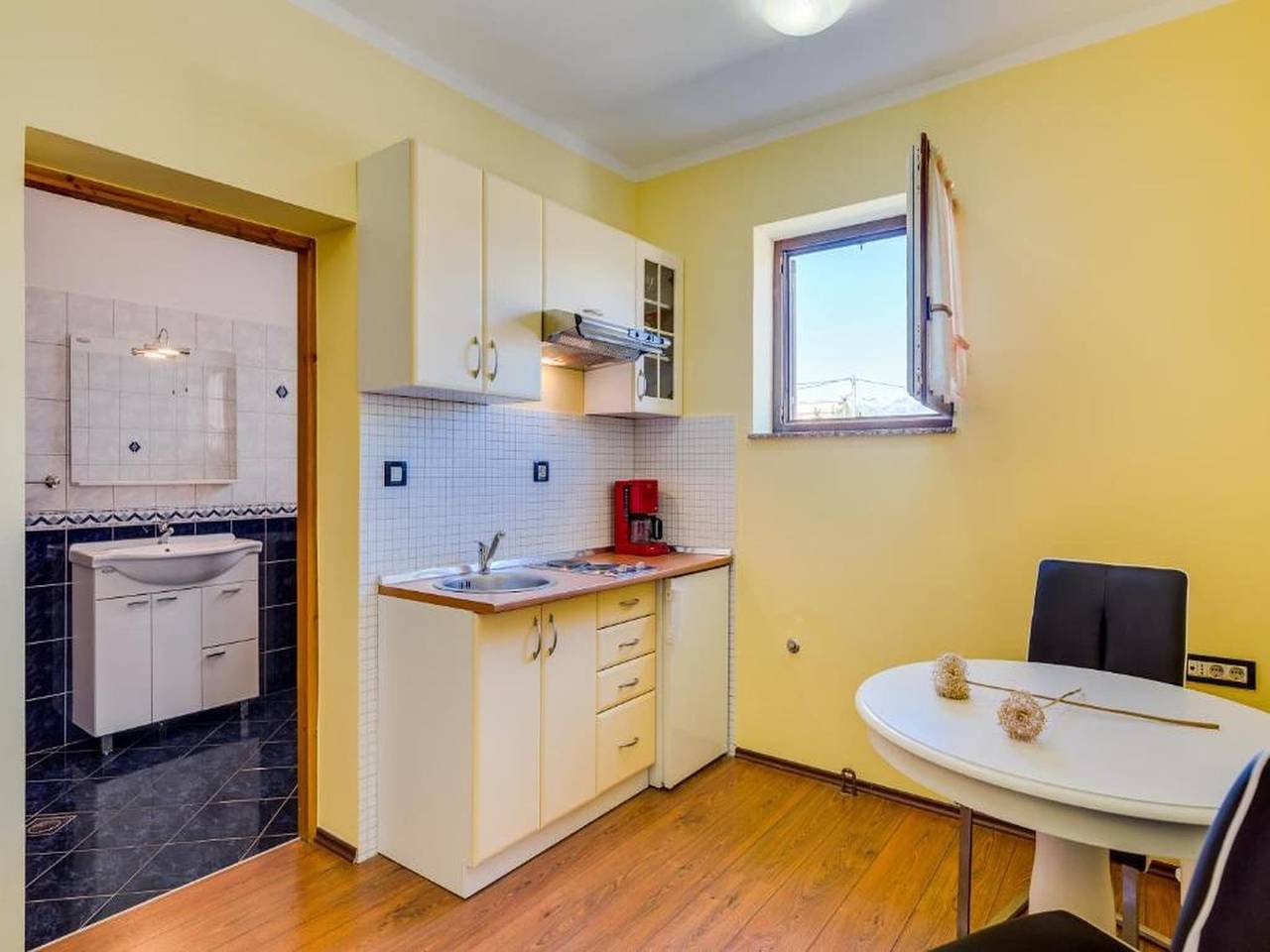 Ganze Wohnung, Gemütliches Apartment in Obrovac mit Whirlpool in Obrovac, Zadar