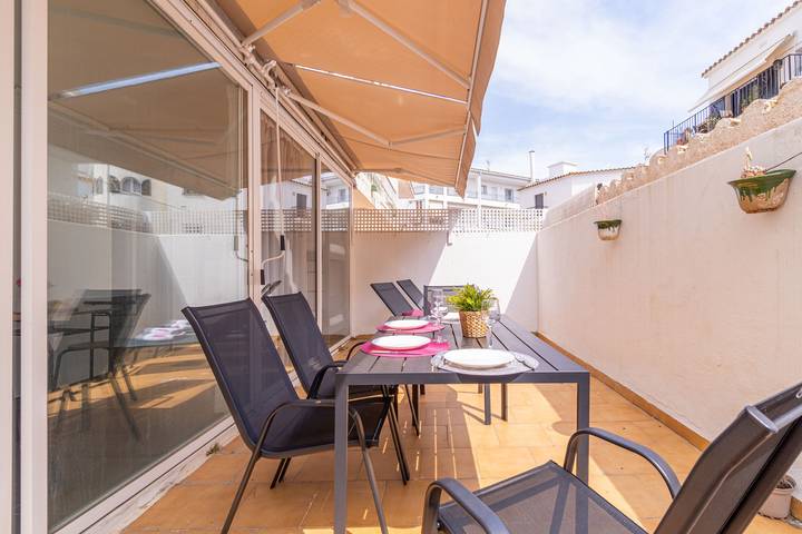 Appartamento per 4 persone, con Terrazza a Empuriabrava