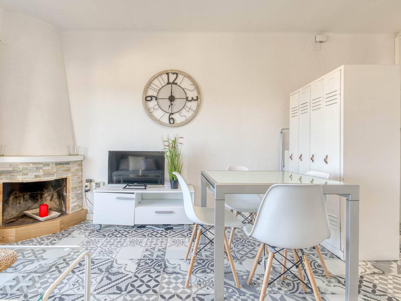 Entire apartment, Apto. Alina 31 -A/A, Wifi, parking, céntrico, zona tranquila. in l'Escala, Upper Empordà