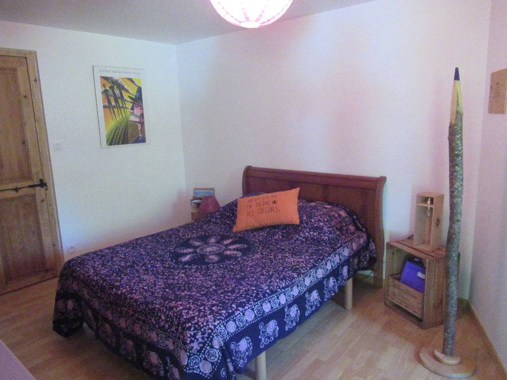 Les Crayons, chambre pleine de charme pour 2 personnes - Les Crayons in Hauterives, Région de Valence