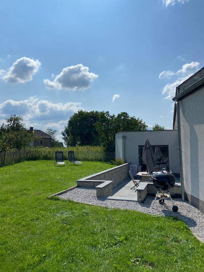 Location de vacances pour 6 personnes, avec vue et jardin à Philippeville - 2