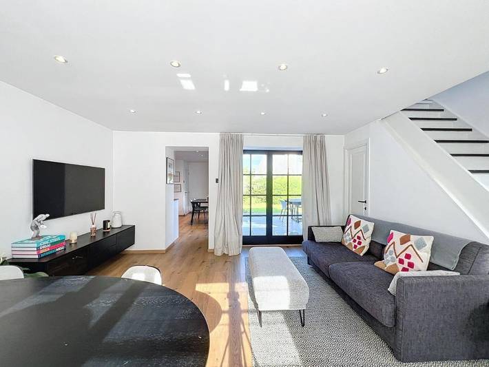 Location de vacances pour 4 personnes, avec vue et jardin à Gerpinnes