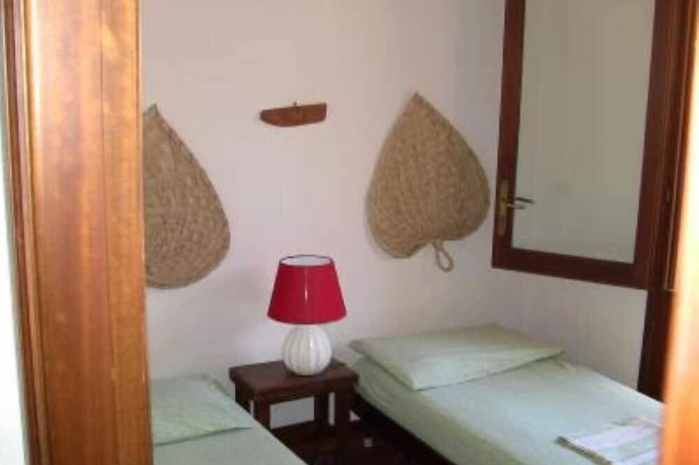 Haus mit Garten auf dem Meer mit schöner Seeansicht in Torre del Pozzo, Cuglieri