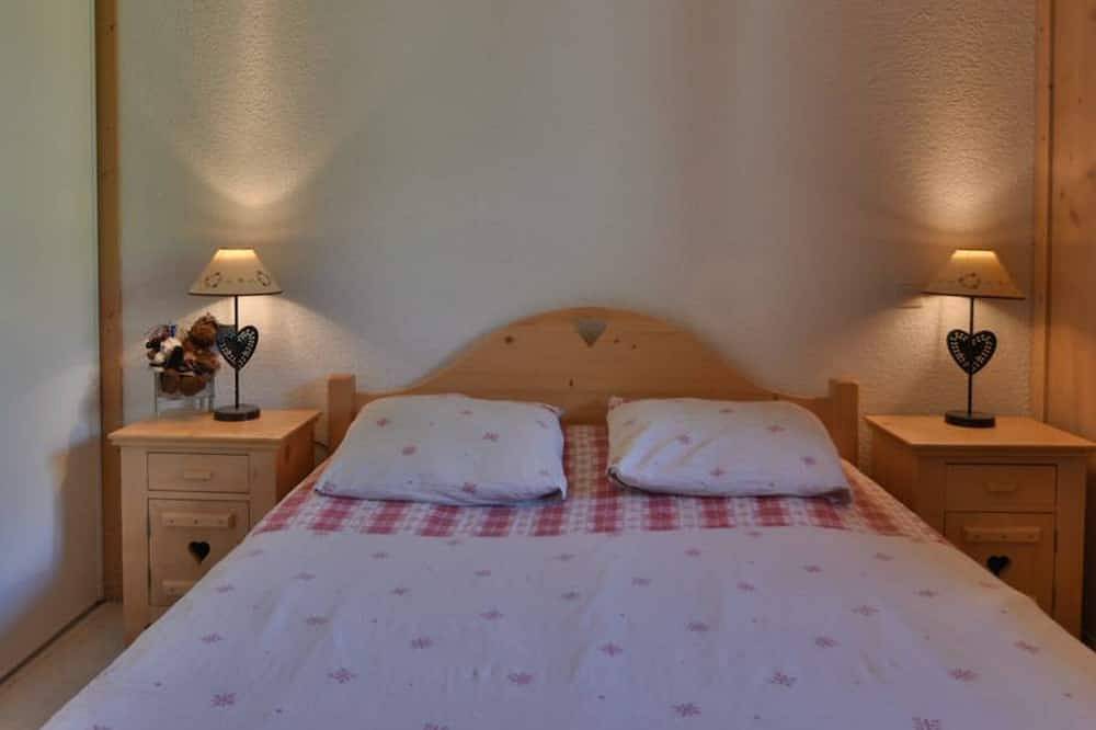 Entire apartment, Refuge F5: Lovely apartment near slopes! in Le Grand-Bornand, Annecy region