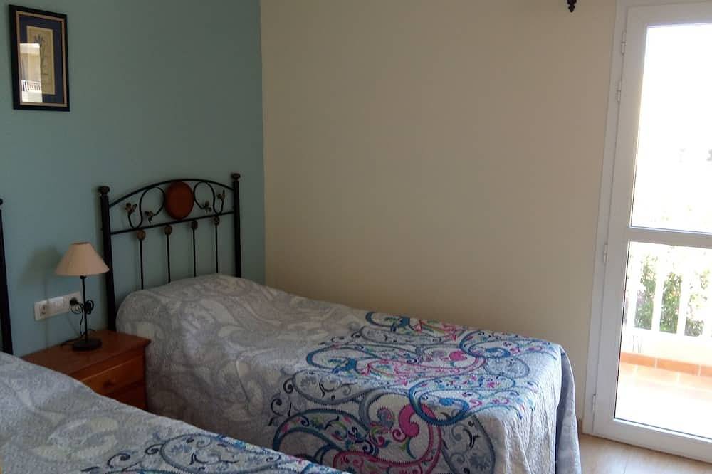 Litha House 3 bed holiday home 10 mins from beach and all amenities in Caleta de Fuste, Antigua
