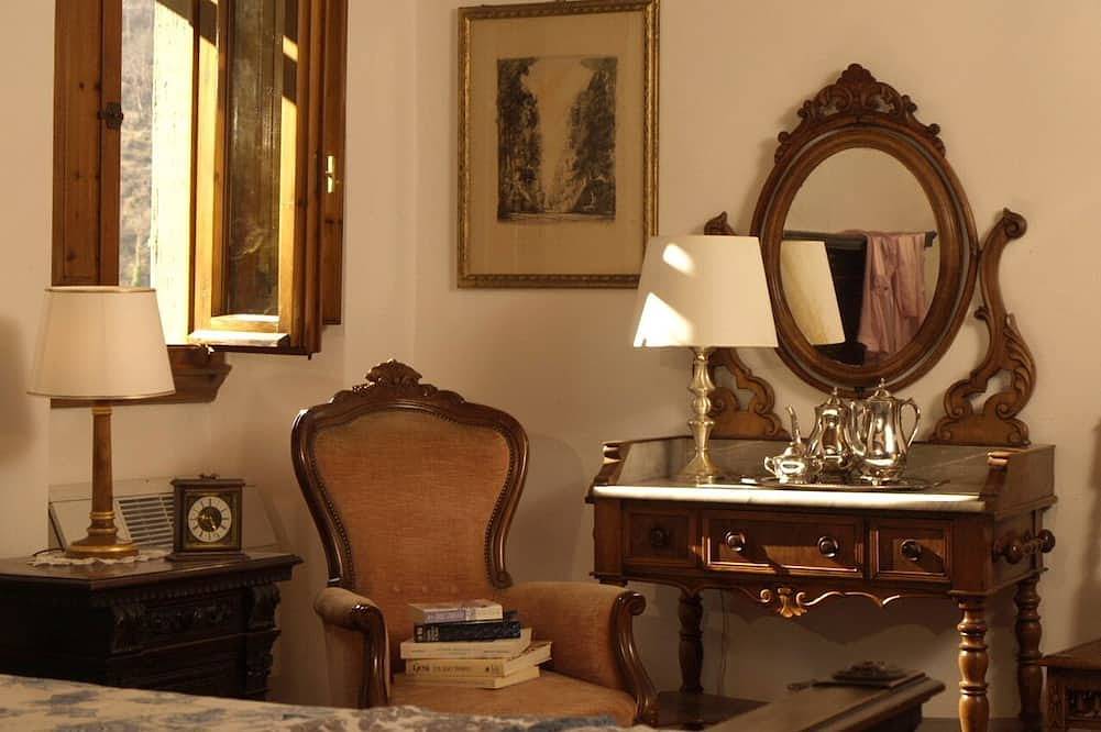 Luxusvilla aus dem 18. Jahrhundert Nur wenige Gehminuten von einem hübschen Dorf entfernt in Londa, Florenz Provinz