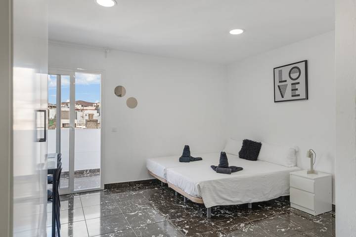 Ferienhaus '2' mit Bergblick, Balkon und Wlan in Arrecife, Lanzarote