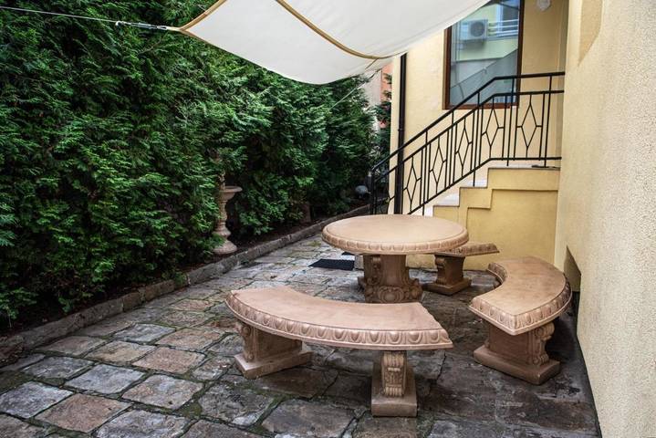 Maison d’hôte pour 16 personnes, avec jardin et vue, animaux acceptés en Bulgarie