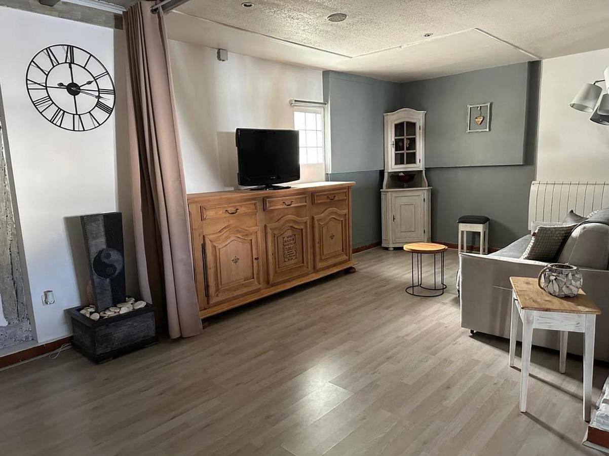 Appartement entier, Two-Bedroom Apartment in Biesheim, Région de Colmar