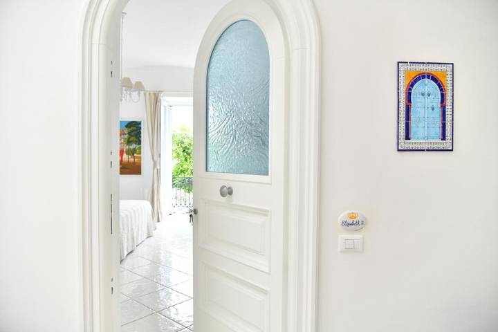 Maison d’hôte pour 3 personnes, avec vue ainsi que piscine et balcon à Forio - 4