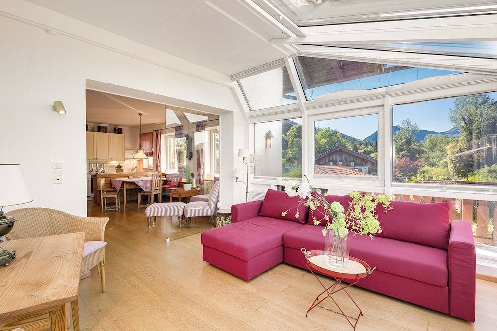 Ganze Wohnung, Ferienwohnung Tegernsee-Blick - Tegernsee-Blick mit Bergblick in Gmund, Bayerische Alpen