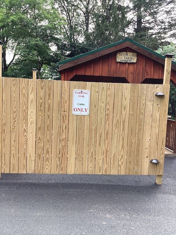 Log Cabin for 2 Guests in Hudson Valley, Windham Mountain