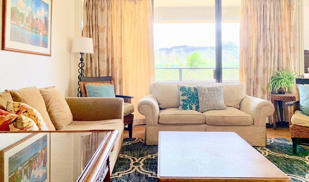 Ganze Wohnung, Riesige private Veranda mit Panoramablick auf Diamondhead in Waikiki Beach, Honolulu