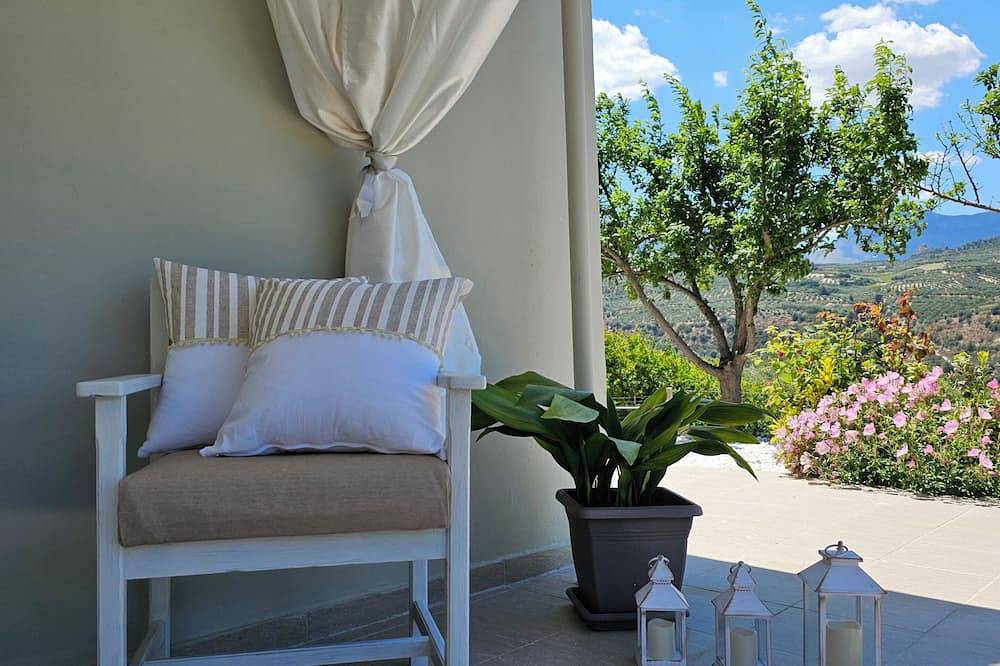 Villa for 4 People in Iraklio-Heraklio region