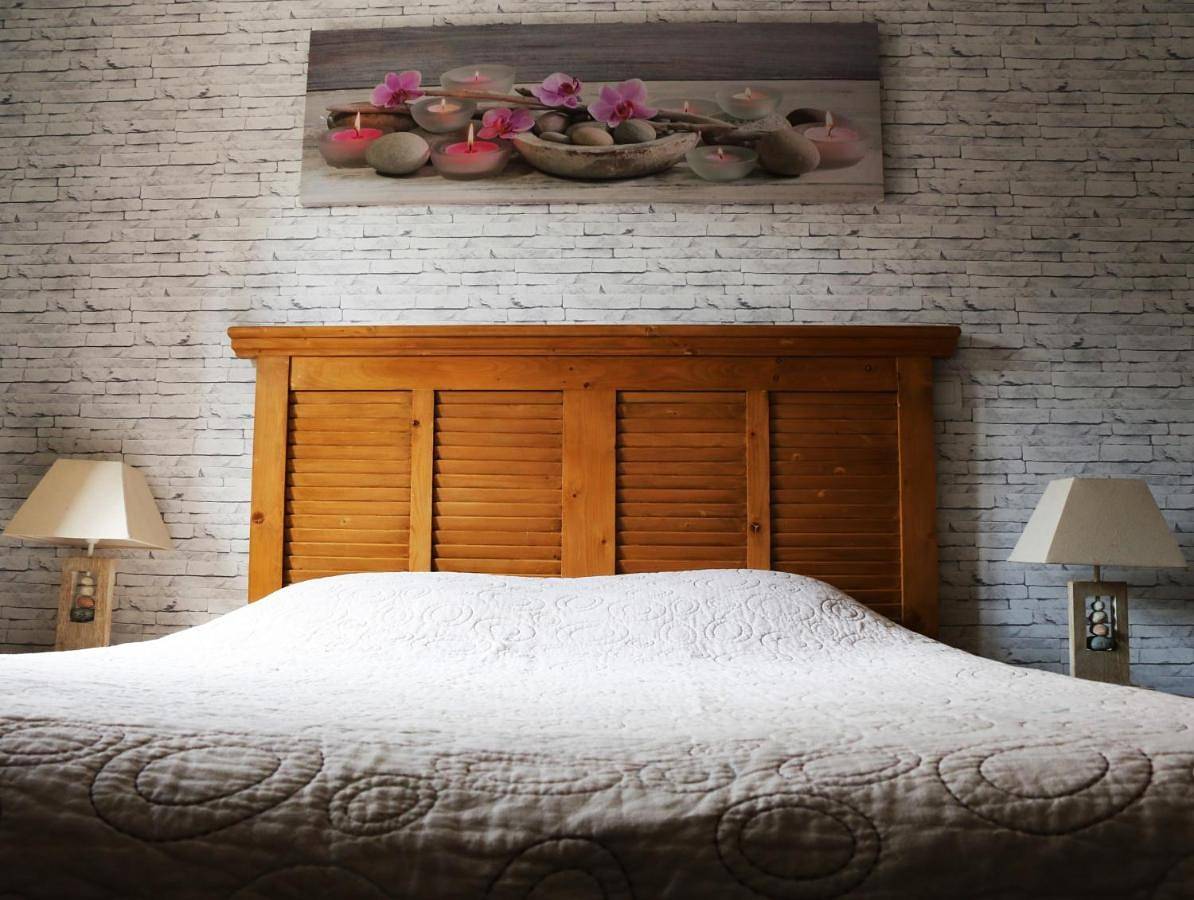 Double Room in Le Meux, Oise