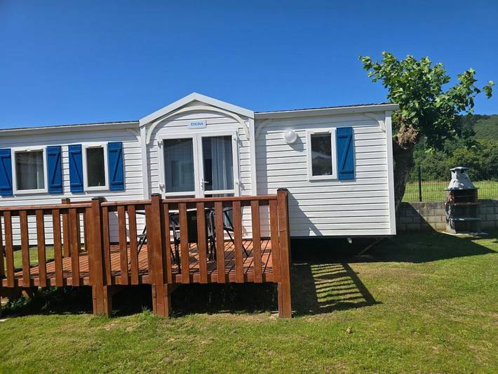 Camping pour 5 personnes, avec vue ainsi que piscine et jardin, animaux acceptés dans Cantabrie - 2