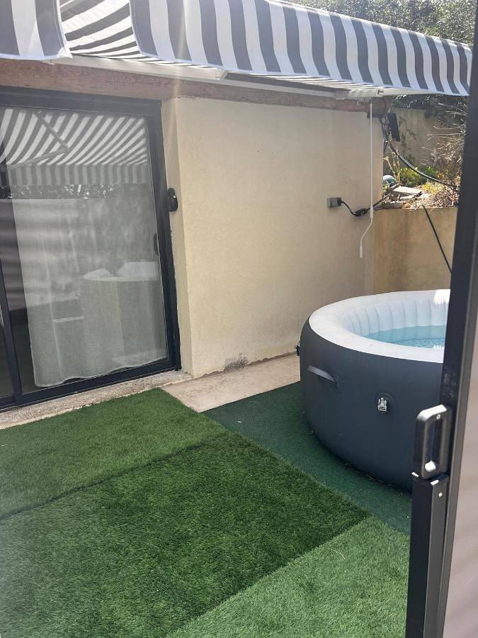 Gîte pour 6 personnes, avec jardin et jacuzzi, animaux acceptés à Meyreuil - 4