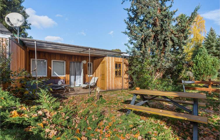 Ferienhaus für 4 Personen, mit Terrasse und Sauna sowie Seeblick - 1