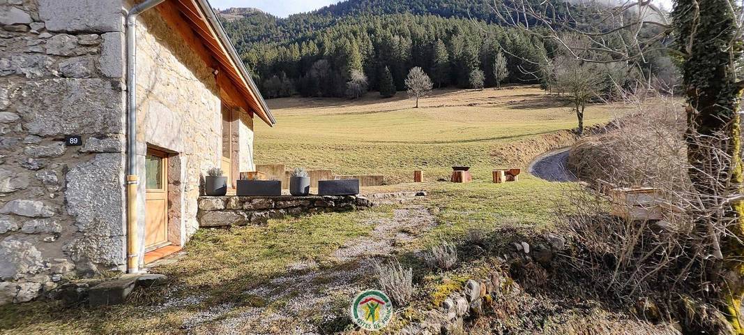 Maison de vacances pour 3 personnes, avec Terrasse et Jardin ainsi que Sauna et Vue à Saint-Pierre-d'Entremont