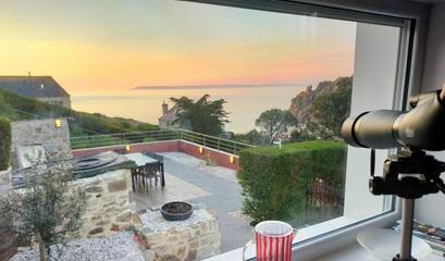 Cottage pour 8 personnes, avec jardin ainsi que vue et balcon à Beuzec-Cap-Sizun
