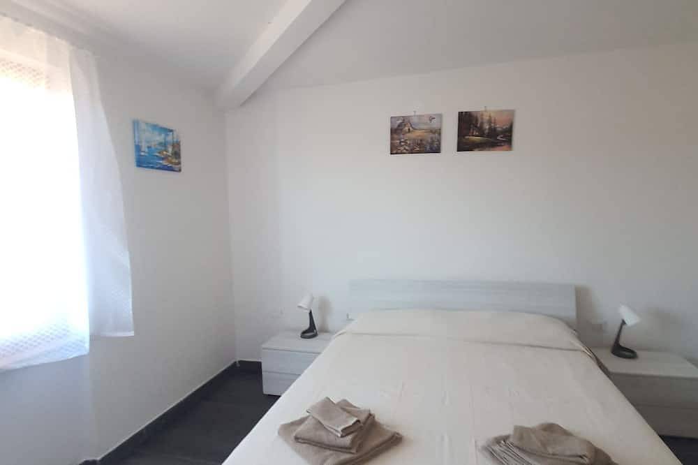 Entire apartment, Ana&julio holiday home in Valledoria, Sassari Province