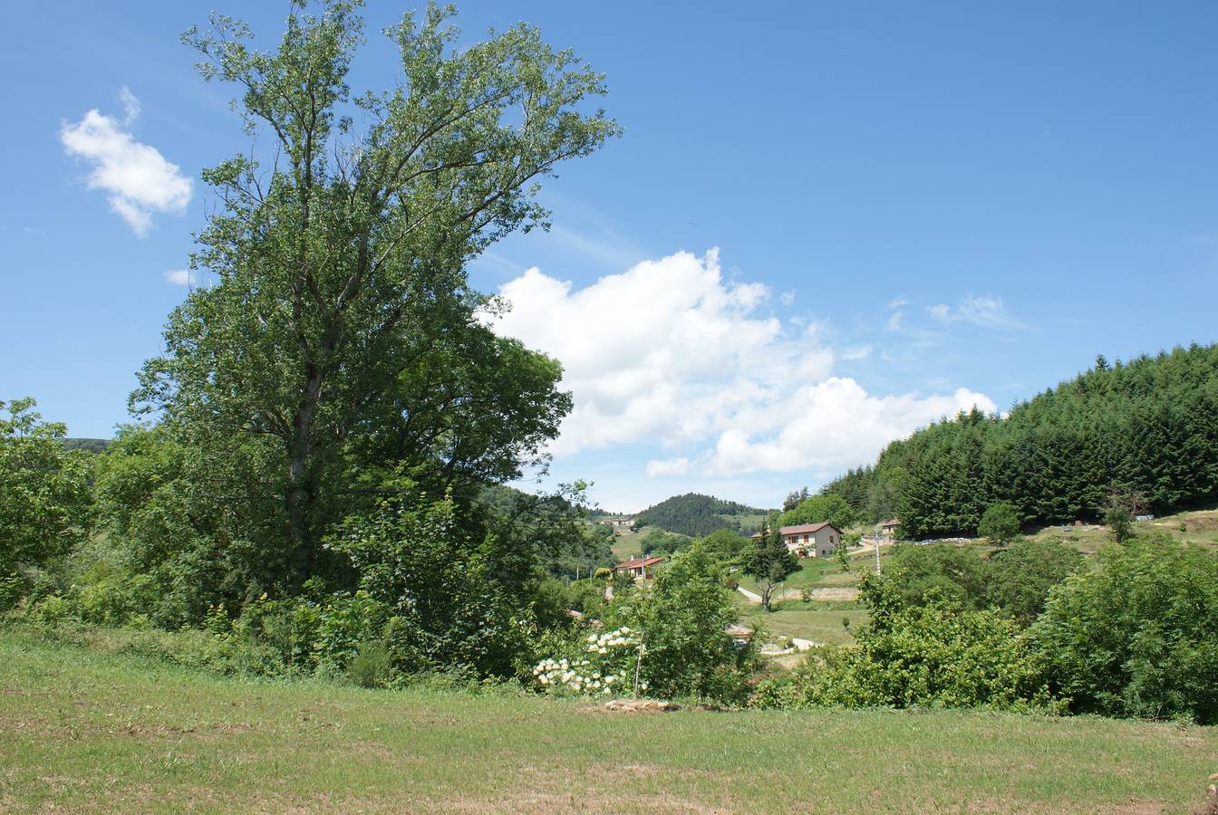 Le Noyer in Désaignes, Parc naturel régional des Monts d'Ardèche