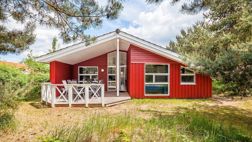 Ferienhaus für 12 Personen, mit Sauna und Garten sowie Whirlpool in Travemünde